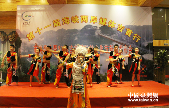 �l(f��)����(hu��)�F(xi��n)��(ch��ng)���������ɫ����