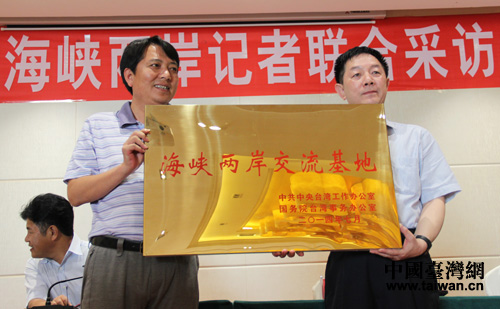 �~�˶����v�_����Ĺ�@�M�С����{�ɰ��������ء�������