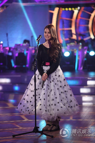 周杰倫女友首登大陸綜藝節目 上場緊張得手心出汗 周杰倫女友首登大陸綜藝節目 上場緊張得手心出汗