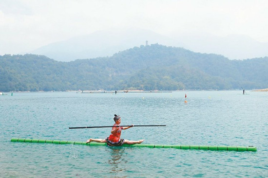 �F���x�֡�����Ư���M������̶�@���_���񱊣��D��