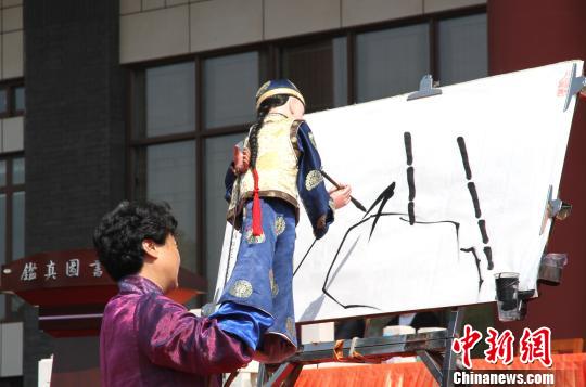 兩岸素食文化博覽會啟幕 世界素食揚州“大集會” 兩岸素食文化博覽會啟幕 世界素食揚州“大集會”