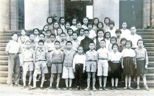 �����_(t��i)���^Ҋ�Cһ������Ƭ����һ��68��ɰ��澉