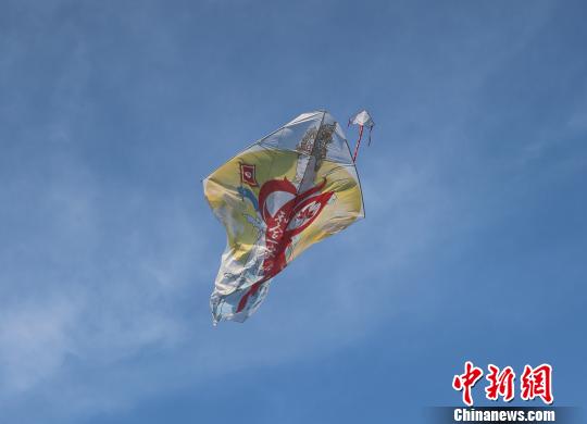 �D�飬�^����ʿ�������L(f��ng)�~���D������һ���С��֣������ɰ��ͺ�һ���ˡ���ʯ���� �z