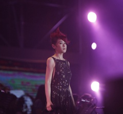 ����Ӣ�A���ؚwȪ���_�� ������R�]����Ч