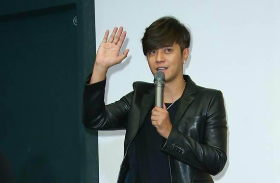 羅志祥開心炫耀:網(wǎng)友沒有再罵我了(圖)