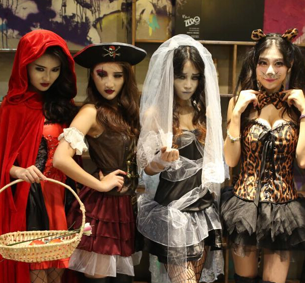 �Ͼ���Ů���������fʥ�����ǚg���^��