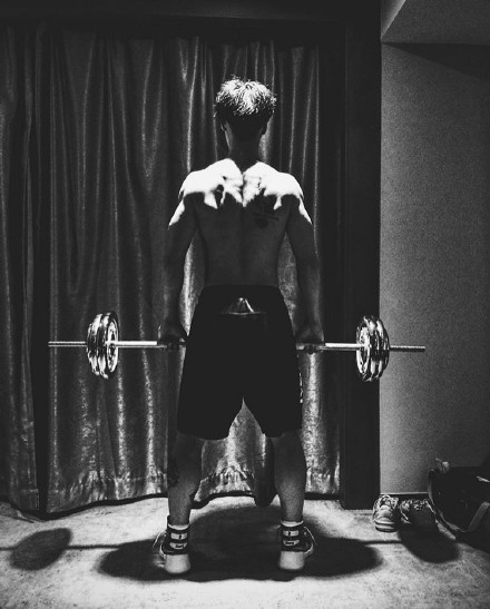 �Y�ŷ�����e���