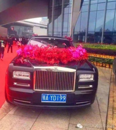 豪華婚禮車隊。(圖片來源:武漢大拇指車友會)