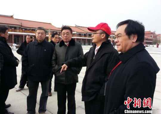 全國臺企聯會長昆山拜媽祖愿更多臺商來昆興業