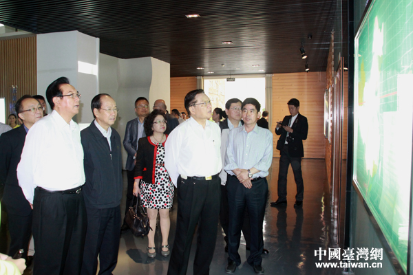 ���L�Fһ�����y������Ҏ��չ�[�^Ԕ���˽��y���Кvʷ�lչ�ͳ���Ҏ����