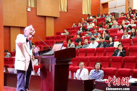 �����Z(y��)�ԌW(xu��)����ʿԪԺʿ���ݻ��Z(y��)�ԌW(xu��)��(gu��)�H��ӑ��(hu��)�ϰl(f��)�����}���v