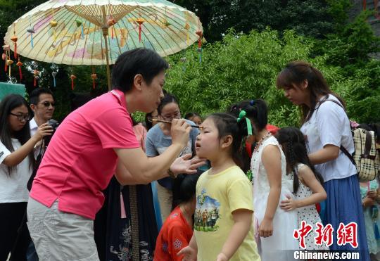 ����c����ɰ����L��