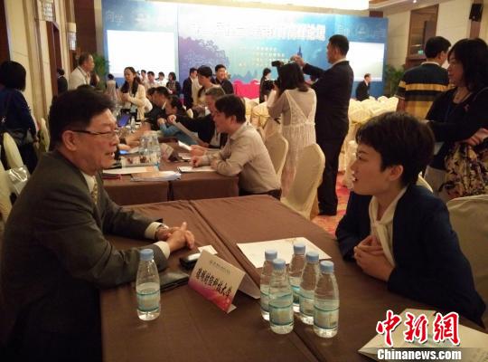 5��24�������_�ɰ���У�����ͽ�����������M��ǢՄ�����W���m �z