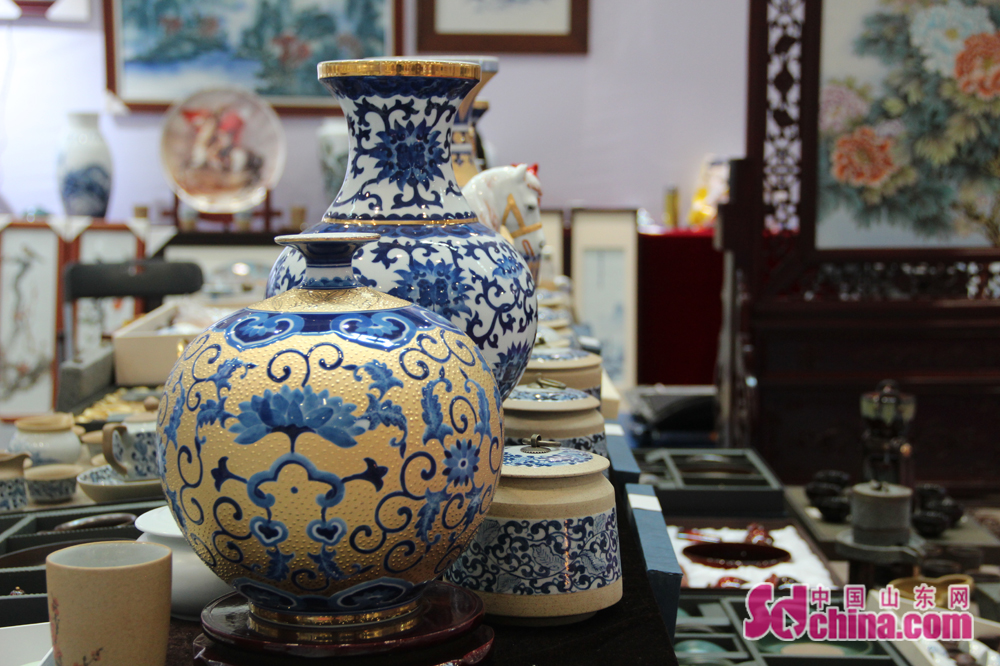 ̽�����_�����{�ɰ����[�� �R�����׾����C��