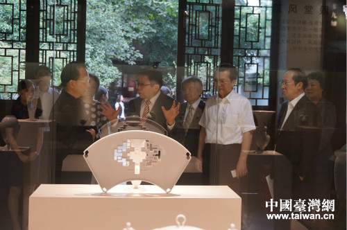 9�£����f�����L�����{�����_�������ذlչ���O��r��