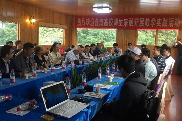 �_����У���������������_չ�r�I�̌W���`���