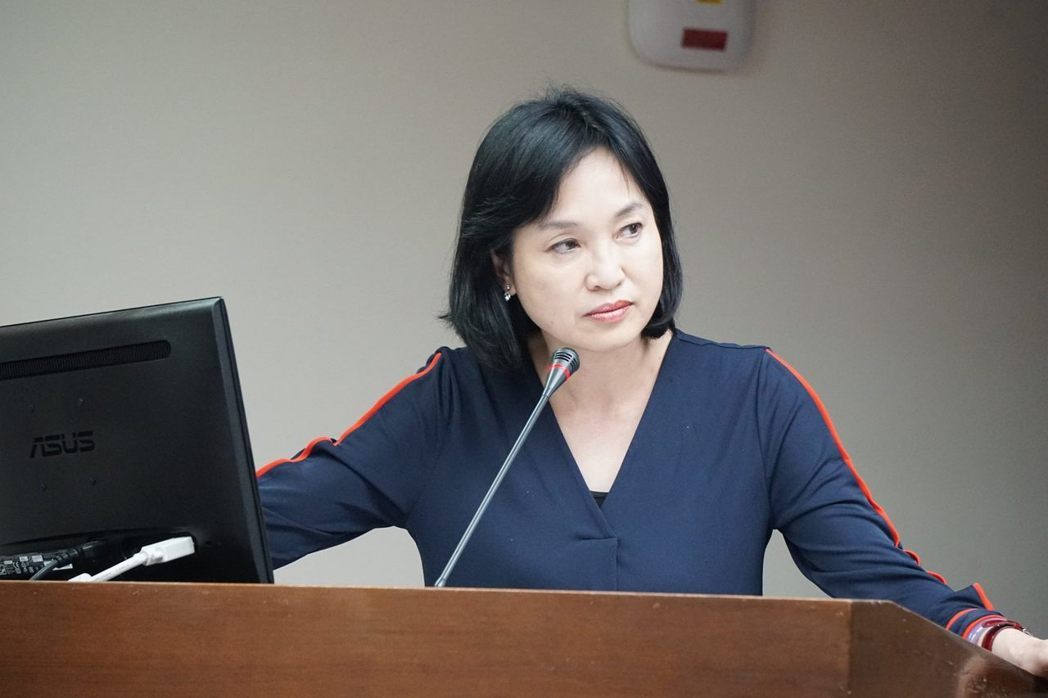 �����h����ί��