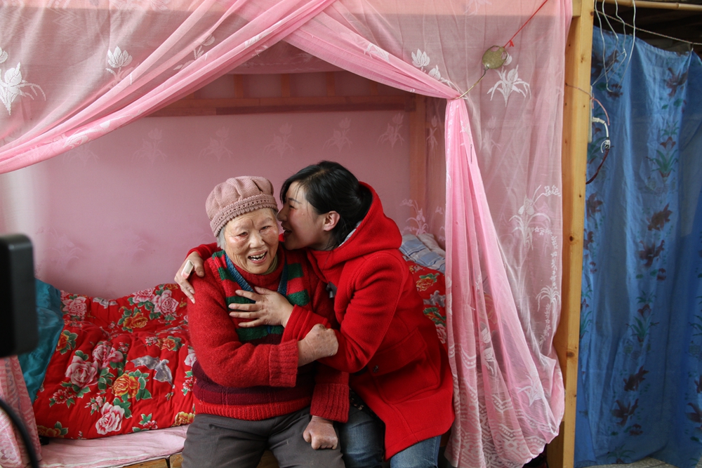 麻風村“最美女兒”高玲:用愛的力量感染人 麻風村“最美女兒”高玲:用愛的力量感染人