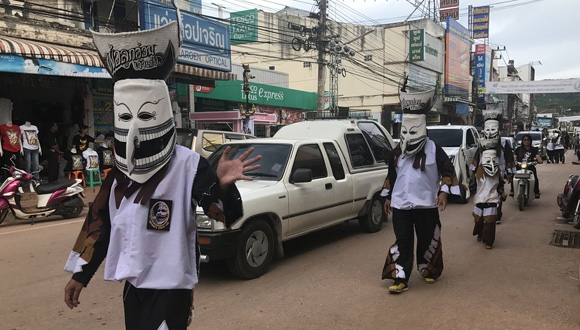 �e����ɫ��̩����Ę��