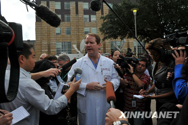  11��7�գ��������ÿ��_˹�ݾ���±�30Ӣ��̎��̹�ՠ���˹���غ͑��ؿ���(f��)�����e�е�(li��n)��ӛ���д����ϣ�˹���غ͑��ؿ���(f��)����������g(sh��)����W���_����ʷ��˹�ش�ӛ���ᆖ����(d��ng)�գ��ÿ��_˹�����L����ݱ��h�T�Լ�W���_����ʷ��˹�����@���e����(li��n)��ӛ�ߕ���ʷ��˹�t(y��)���f��ԓ���Ĺ�����10�����T��4���ѽ�(j��ng)��Ժ��ʣ�µĂ��T�п��ܽK�횈��������������صĶ��ý�wӛ�߼����s�����±����������˴Θ������M(j��n)�к��m(x��)��ۙ��������±��܊����5������l(f��)��һ��܊���_���Ѓ����ش󘌓��������13��������30���܂���