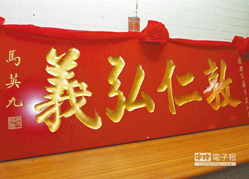 ���RӢ���������_��һ�R������ٛ���~���D��