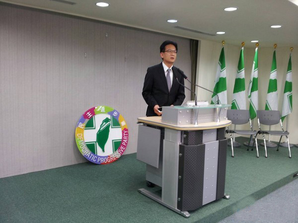 ���M(j��n)�h�l(f��)�����ֿ���8���D(zhu��n)���г���(hu��)�Q�h��Ԓ���f��һ�룬������h�վ�ͻȻ����