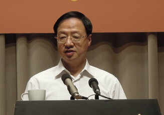 臺灣“行政院長”江宜樺針對問題油品召開記者會。(臺媒圖) 臺灣“行政院長”江宜樺針對問題油品召開記者會。(臺媒圖)