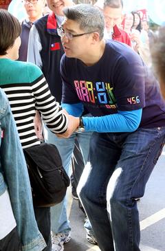 �B���ĵ�����Ј���Ʊ ���Q���Ĵָ