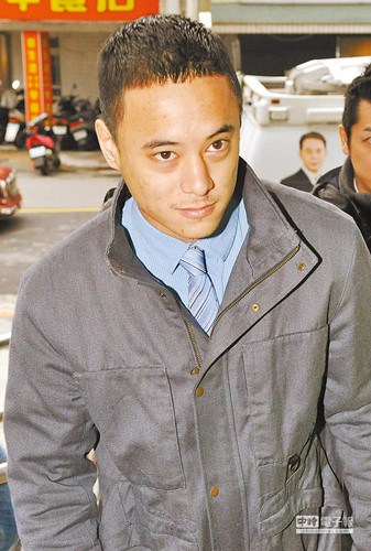 蔣介石曾孫被控恐嚇當(dāng)庭反駁“Areyousure?” 蔣介石曾孫被控恐嚇當(dāng)庭反駁“Areyousure?”