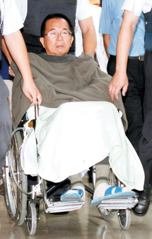 �ˮ�Ᵽ����t�C�ʸ߿����ؼ��^�r�v��(�D)