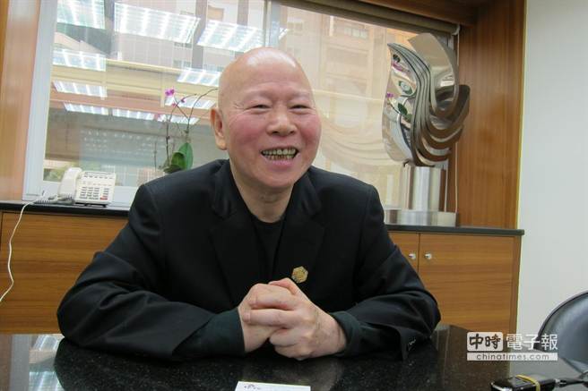 許信良建議呂秀蓮“陪阿扁一起坐牢” 許信良建議呂秀蓮“陪阿扁一起坐牢”