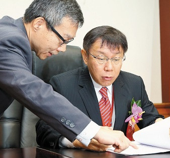 �������²ە��h�o�2������:���򶼲�֪����(�D)