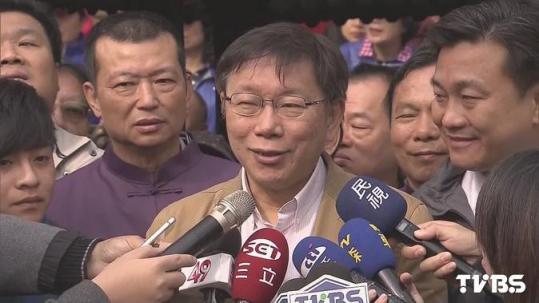 柯文哲炫風南下高雄為探視陳水扁吸引關注(圖)