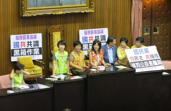 ��ǰ�����M(j��n)�h������ί�T����ΐ��Ɑ���_(t��i)������Ժ����ɰ��ķ��������W(w��ng)�j(lu��)�D��