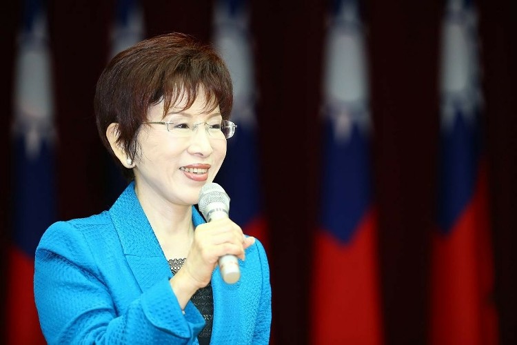 拱朱“藍委”轉向挺洪秀柱 盼國民黨“挺住” 拱朱“藍委”轉向挺洪秀柱 盼國民黨“挺住”