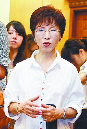 �{�I������ͦ�����������j��