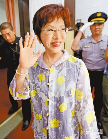 洪秀柱獲邀臺(tái)中造勢(shì)豪氣跨越濁水溪(圖)