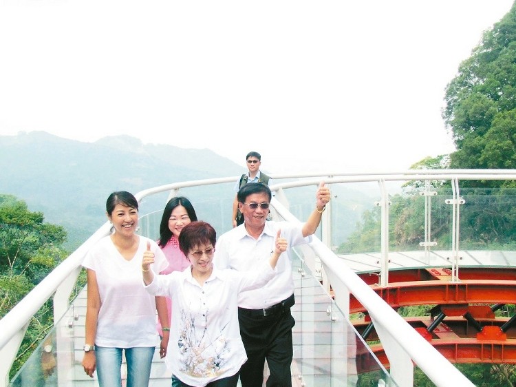 �˺��������У�����Ͷ��������l����ղ������p���Q���ķָ�ߺ���ٝ��