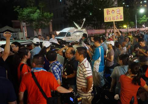 ���������������Sҹ����ݣ��F���D��ˮй��ͨ��֧���ߵ������e���Z�gӭ