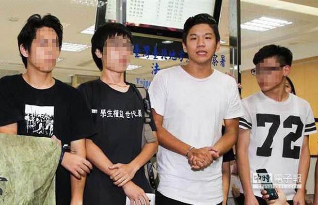 �������ՌW(xu��)�����Ҷ����ȡ����n�V���ɆT23����ҹ��24���賿�J�롰���������k����ǣ��⾯�������������挦ý�w