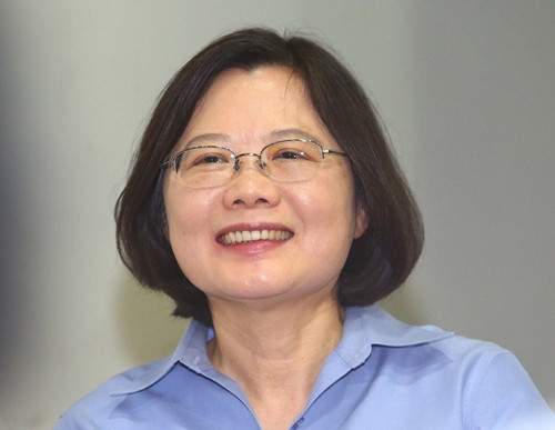 蔡英文被問:若“大選”當(dāng)選調(diào)回“臺(tái)獨(dú)”課綱?