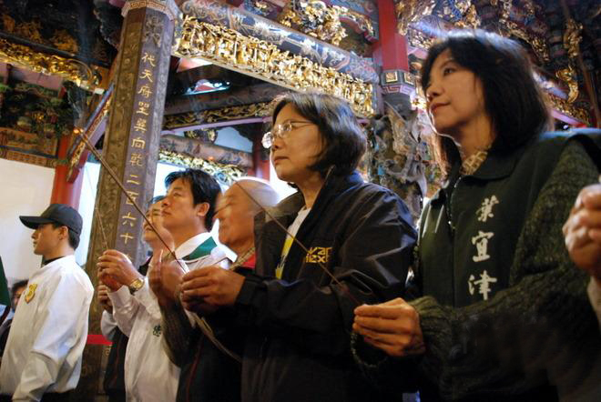 ����ӑ���x���_������Ŀ�ģ���Ӣ�ľ��B����Ҳ�ɒ�ȥ