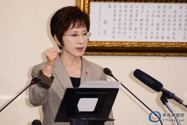 �����������Ӣ����(zh��n)����11��ÿ��1��(ch��ng)�ҕ�qՓ��