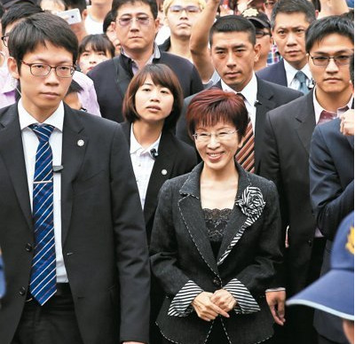 ��������ʾЧ���O��ɽҪ���D�ٰ���֧���߲��㱩��