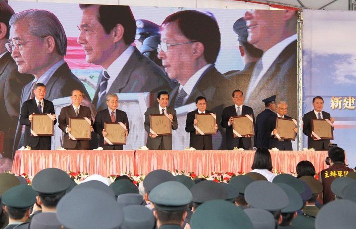 �RӢ�ź��c�����e��ͬ������ӡģ������ԓ��΄��_ʼ