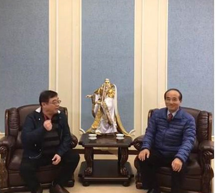 ����ƽ�W�jֱ��������Ӣ���Ҵ������(�D)