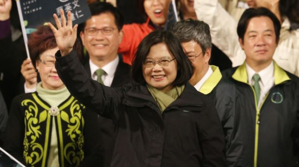 ��Ӣ���m(x��)�رܡ��Ŷ����R�� �u��(n��i)ý�w���B�l(f��)����ζ��