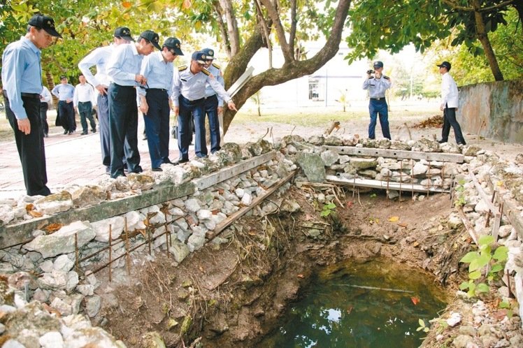 �RӢ�Ů��ֽ��ʍu����ý�w��̫ƽ�u���졣���DƬ��Դ���_�����ψ󡷣�