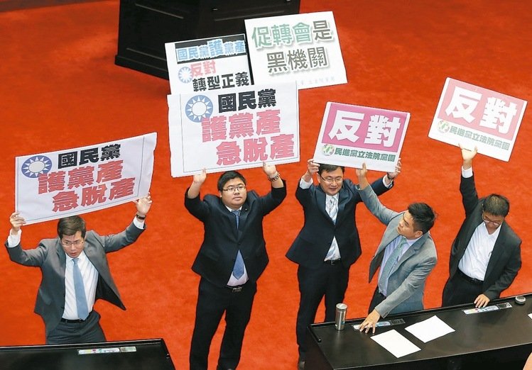 ׌���������f���{�� ���M�h���D�����x����������˹��