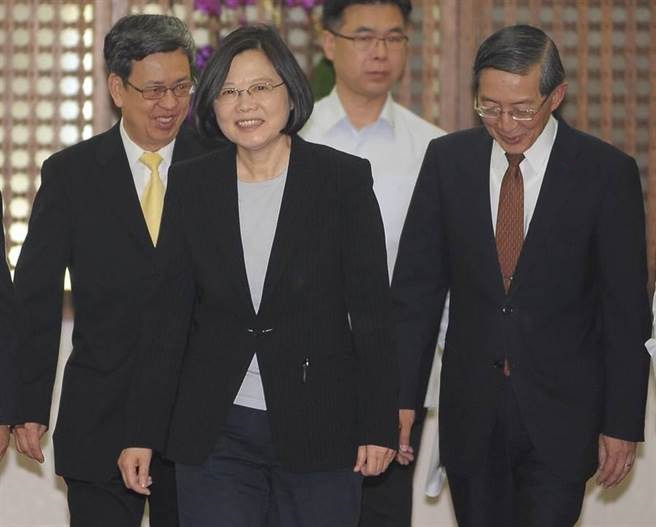 �_���²��T���Բ�Ӣ�ģ��ɰ��;��������⽻���Mչ